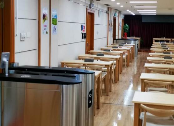 青岛智能人脸识别消费方案安装案例 - {dede:global.cfg_webname/}